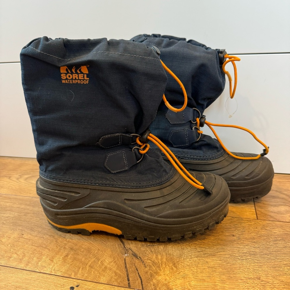 Men’s waterproof snow boots